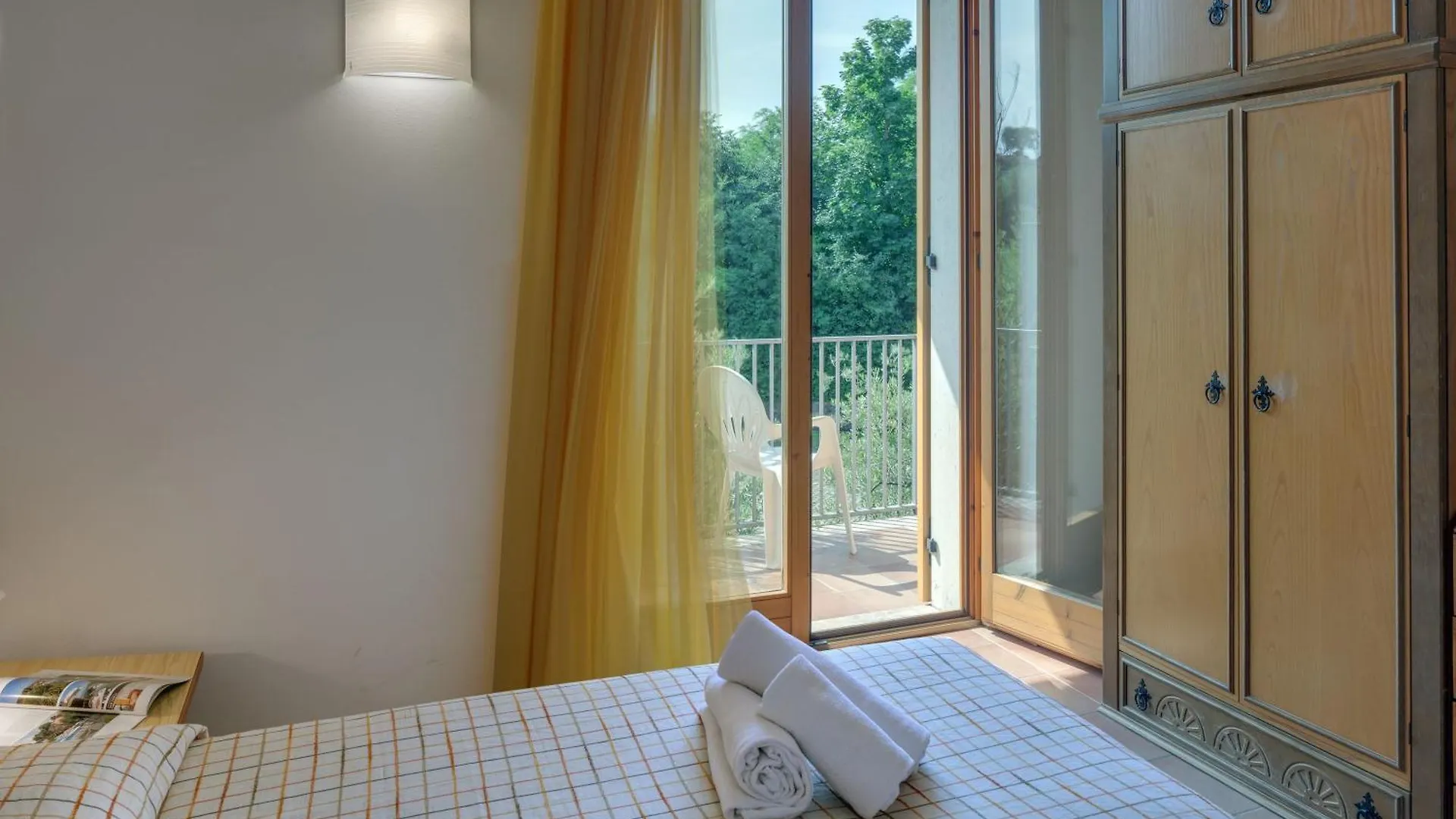 Appartamenti San Carlo Costermano Lägenhet