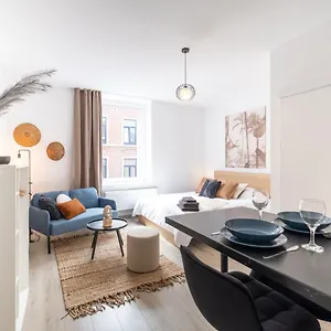 Chic Proche Aeroport & Centre-ville Appartement Charleroi
